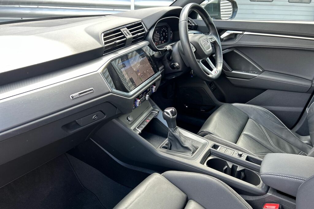 Audi Q3 S Line 45 Tfsi E 245 Ps S Tronic ST72JGU Grey #2