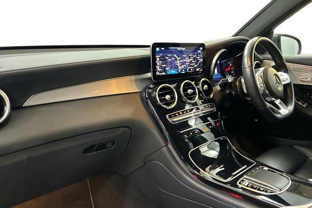 Mercedes-Benz GLC Class 300 4Matic Amg Line 9G-tronic Grey #2