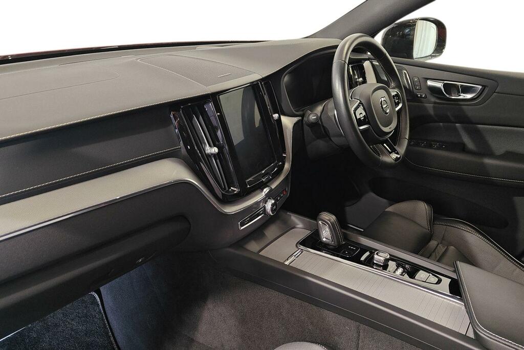 Volvo XC60 2.0 T8 390 Hybrid R Design Pro Awd G Tronic Red #2