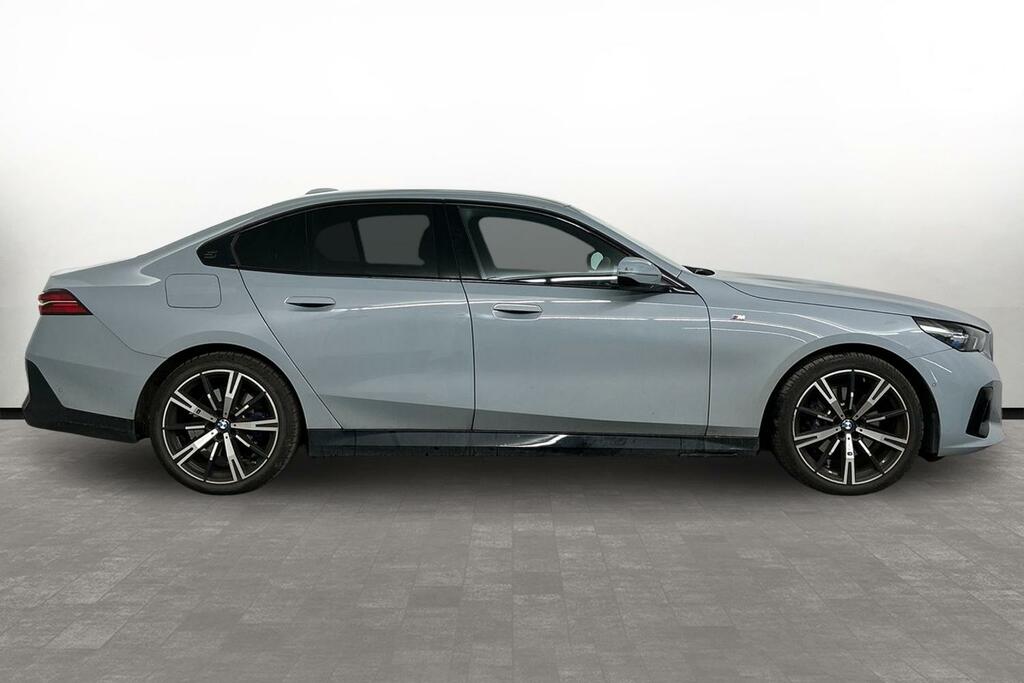 BMW 5 Series 520I M Sport Saloon SV75YPC Grey #3
