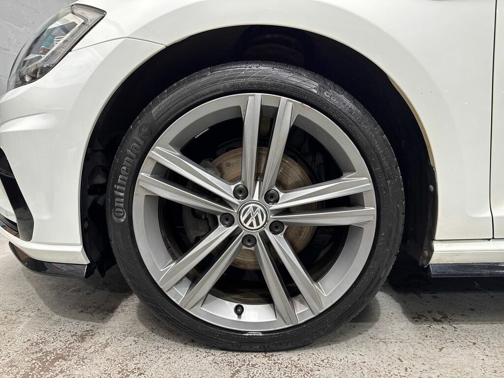 Volkswagen Golf 1.5 Tsi Evo 150 R-line Edition SW69JJX White #5
