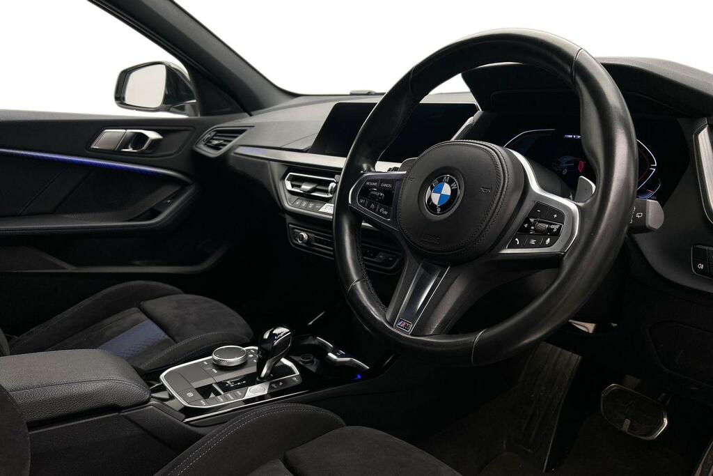 BMW 1 Series M135i Xdrive SR70FDV White #6
