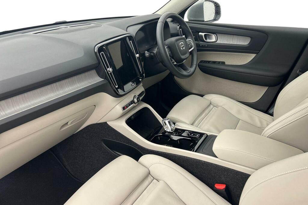 Volvo XC40 2.0 B3p Ultra Dark OY75XFF Grey #2