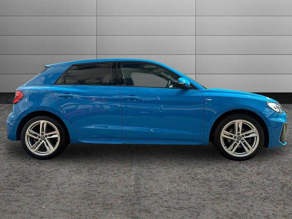 Audi A1 S Line 35 Tfsi 150 Ps S Tronic GF20WVO Blue #4