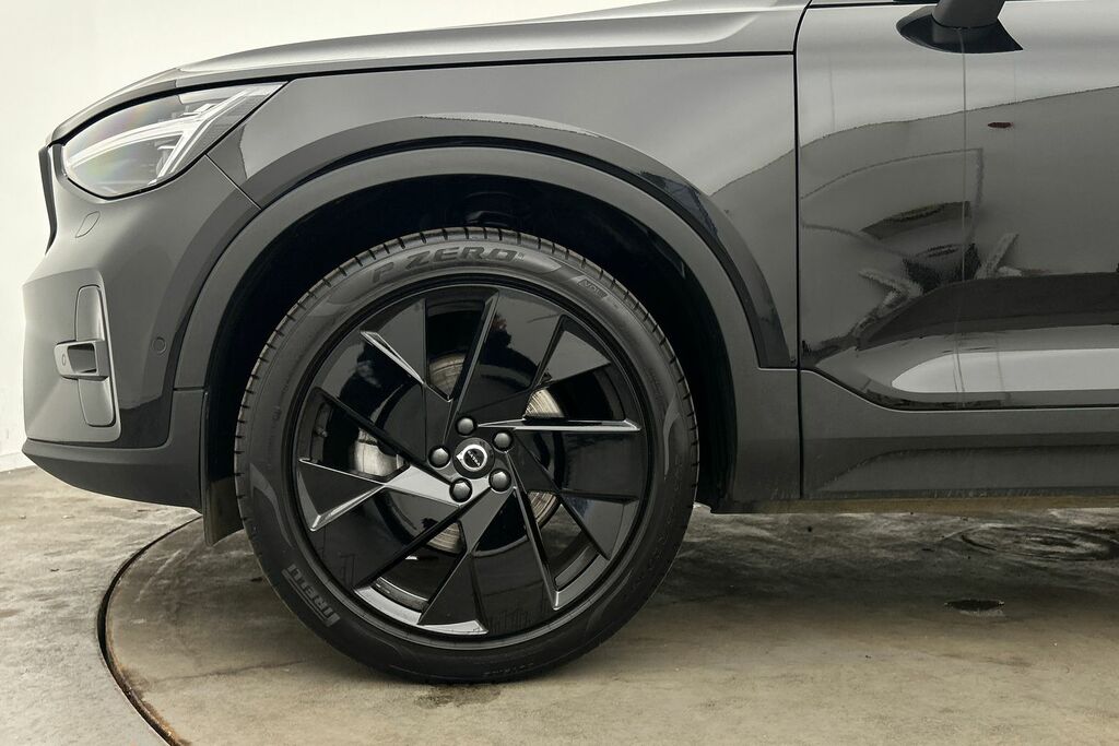 Volvo XC40 2.0 B4p Ultra Black Edition WF25FEP Black #5