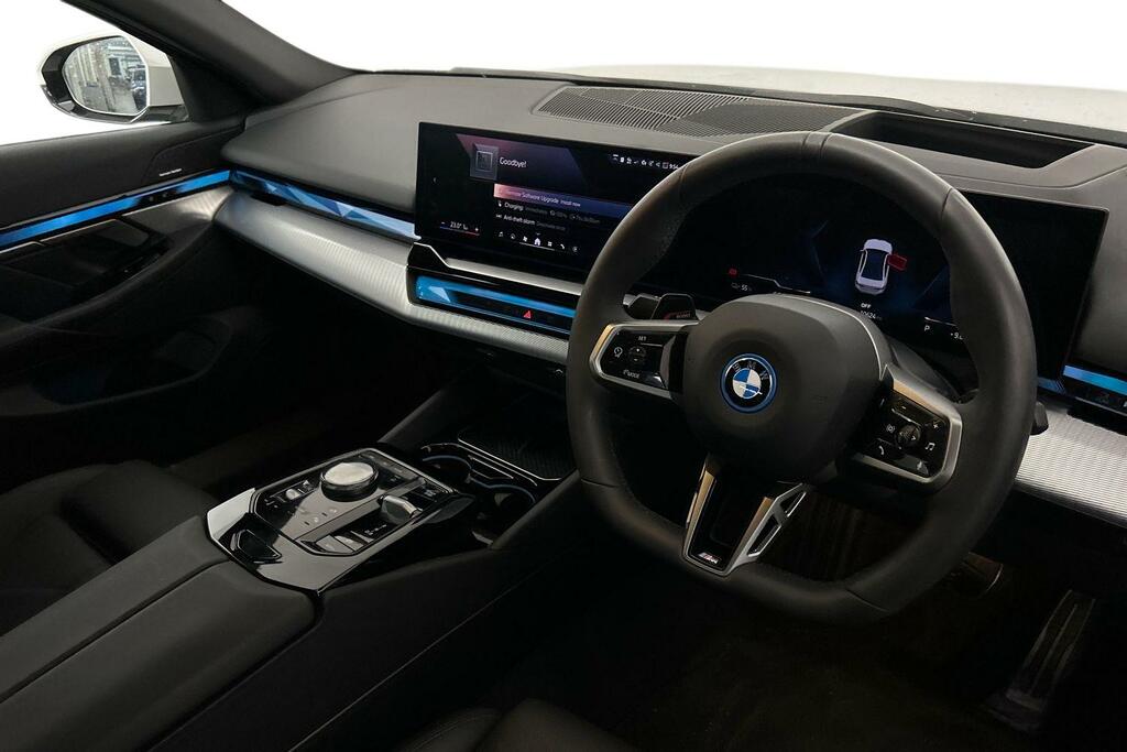 BMW i5 I5 Edrive40 M Sport Saloon SW75CZX White #6