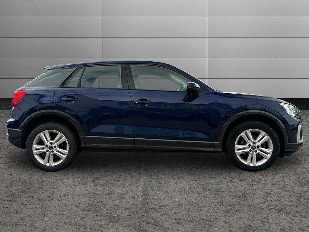 Audi Q2 35 Tfsi Sport S Tronic SY73XMS Blue #4