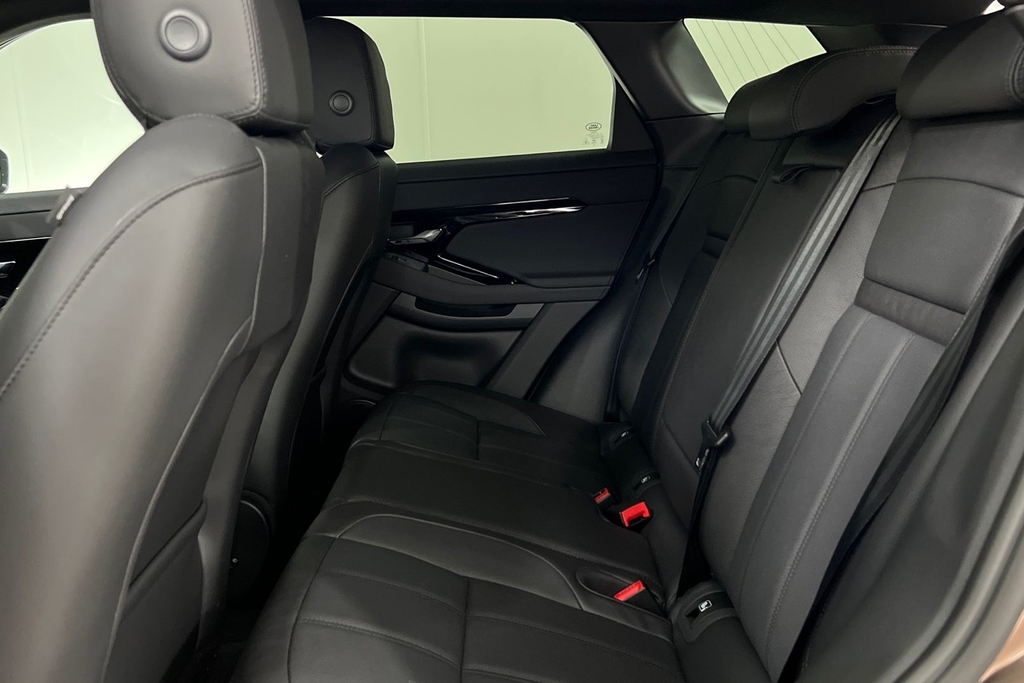 Land Rover Range Rover Evoque P270e Dynamic Se Brown #4