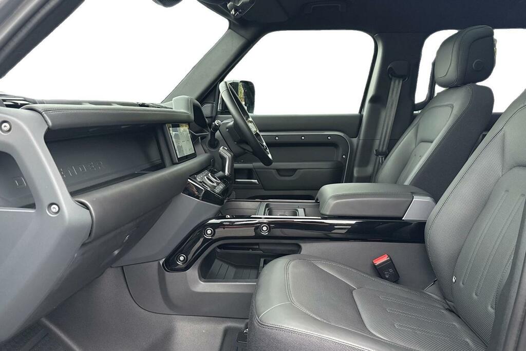 Land Rover Defender 110 P400e X Grey #5