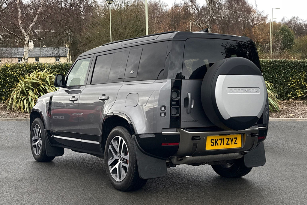 Land Rover Defender 110 P400e X Grey #3