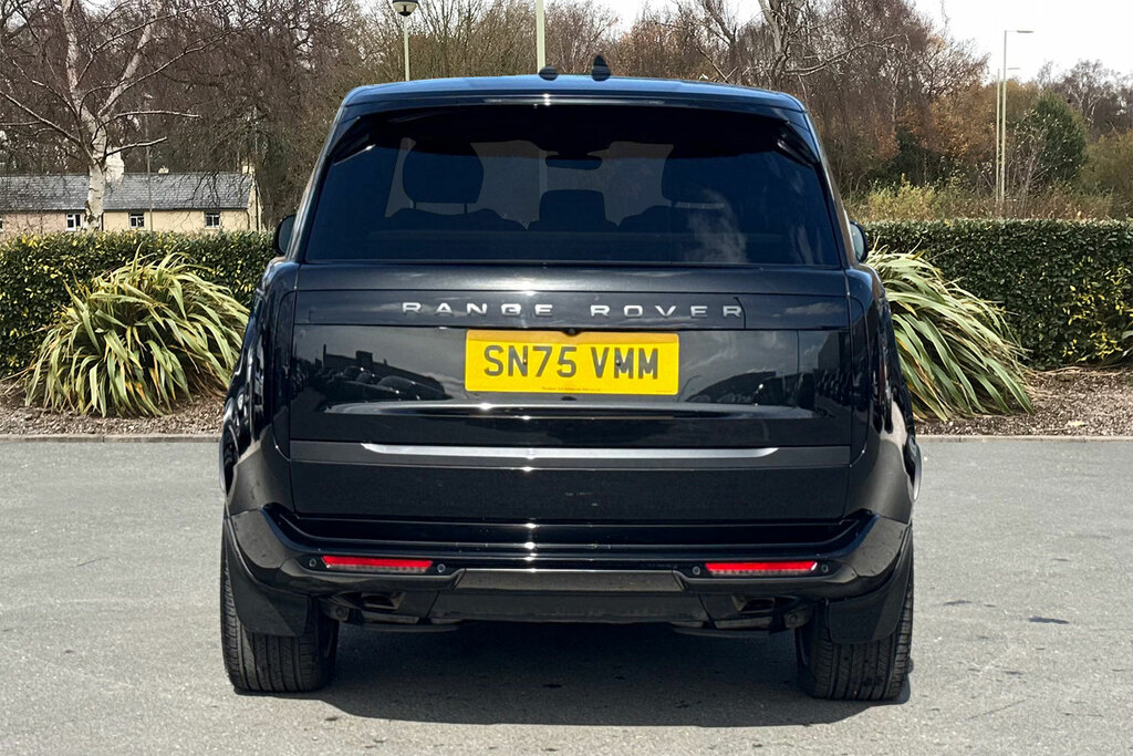 Land Rover Range Rover P460e Hse Black #6