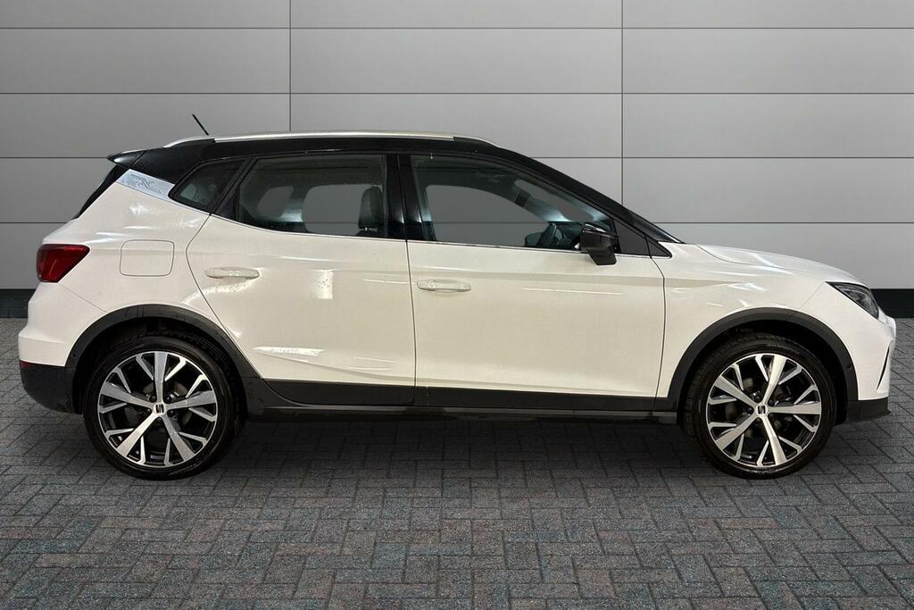 Seat Arona 1.0 Tsi 110 Xperience Lux Dsg ST73EVB White #4