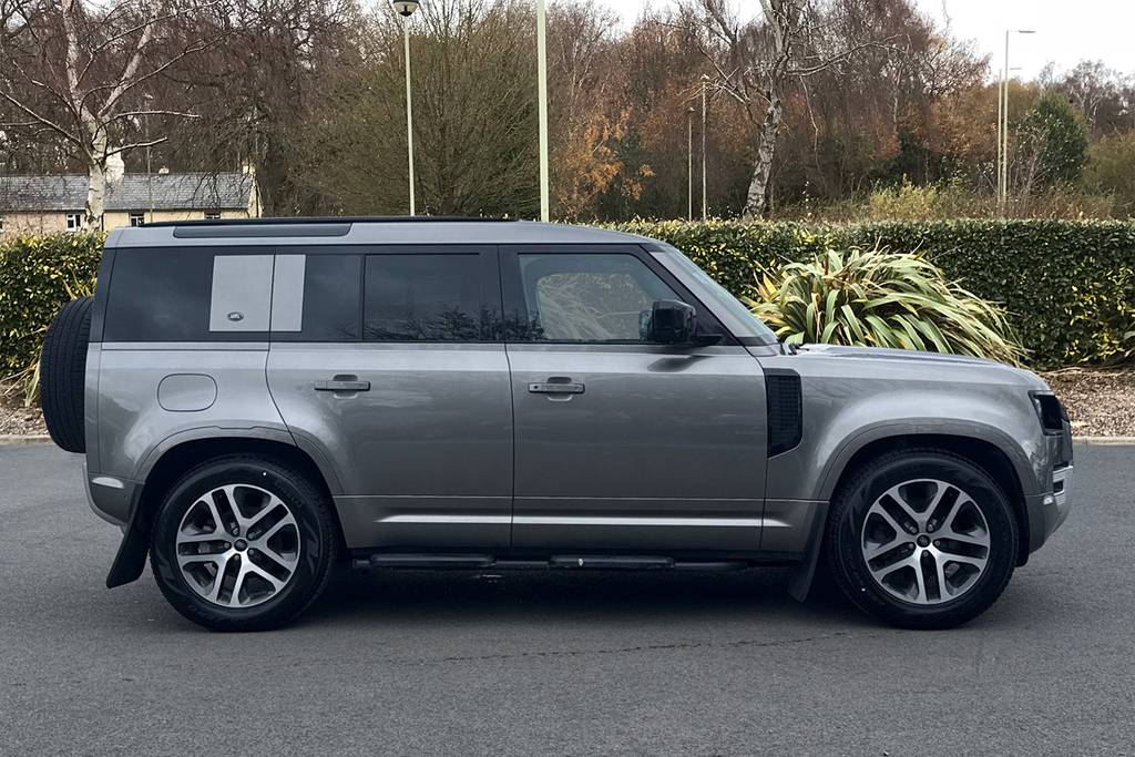 Land Rover Defender 110 D250 Xs Edition SL24TGZ Silver #5