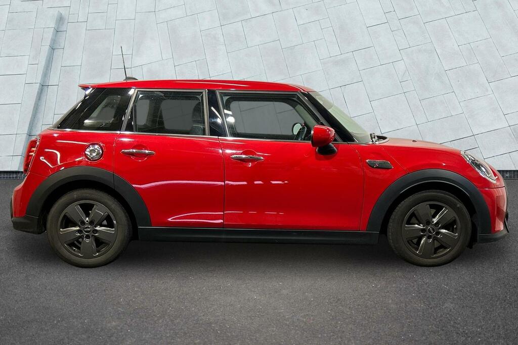 Mini Hatch 5-Door Cooper S Classic Red #3