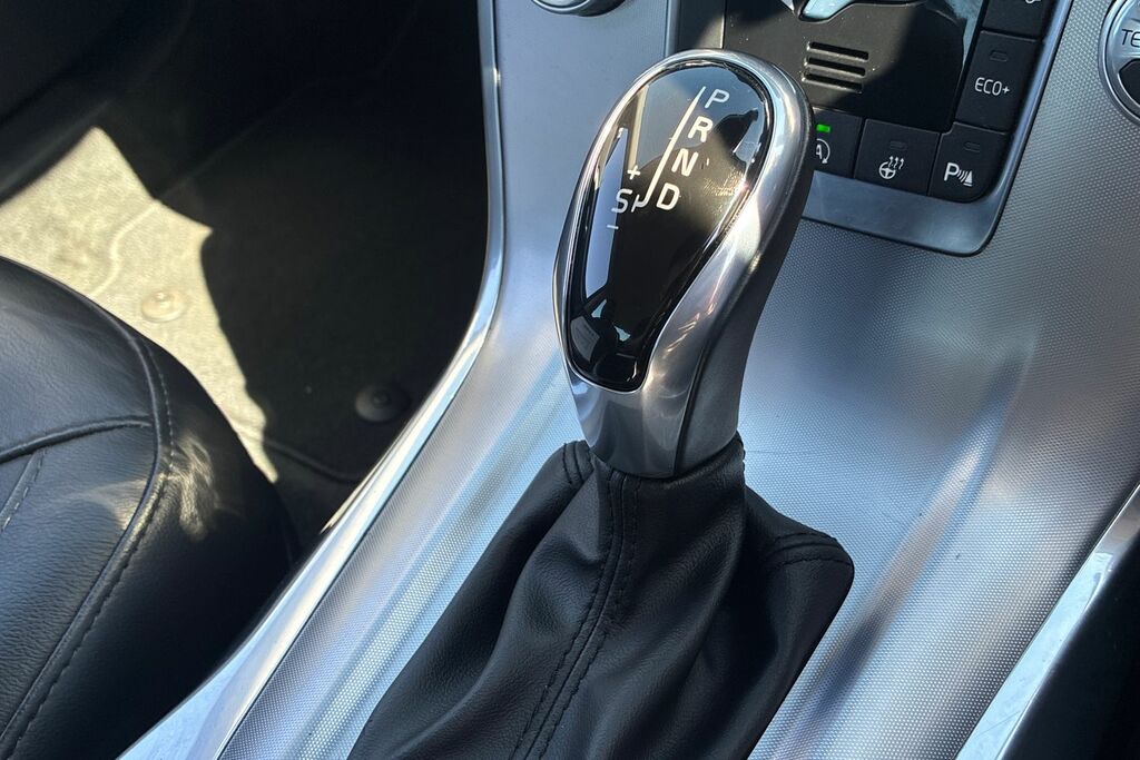 Volvo S80 Saloon Black #13