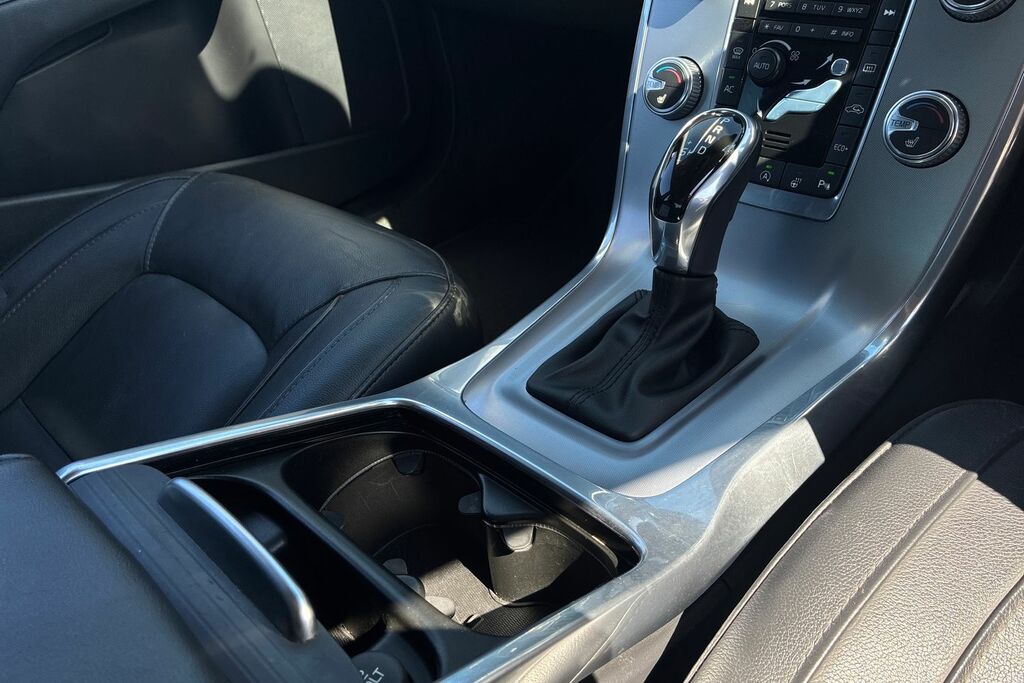 Volvo S80 Saloon Black #28