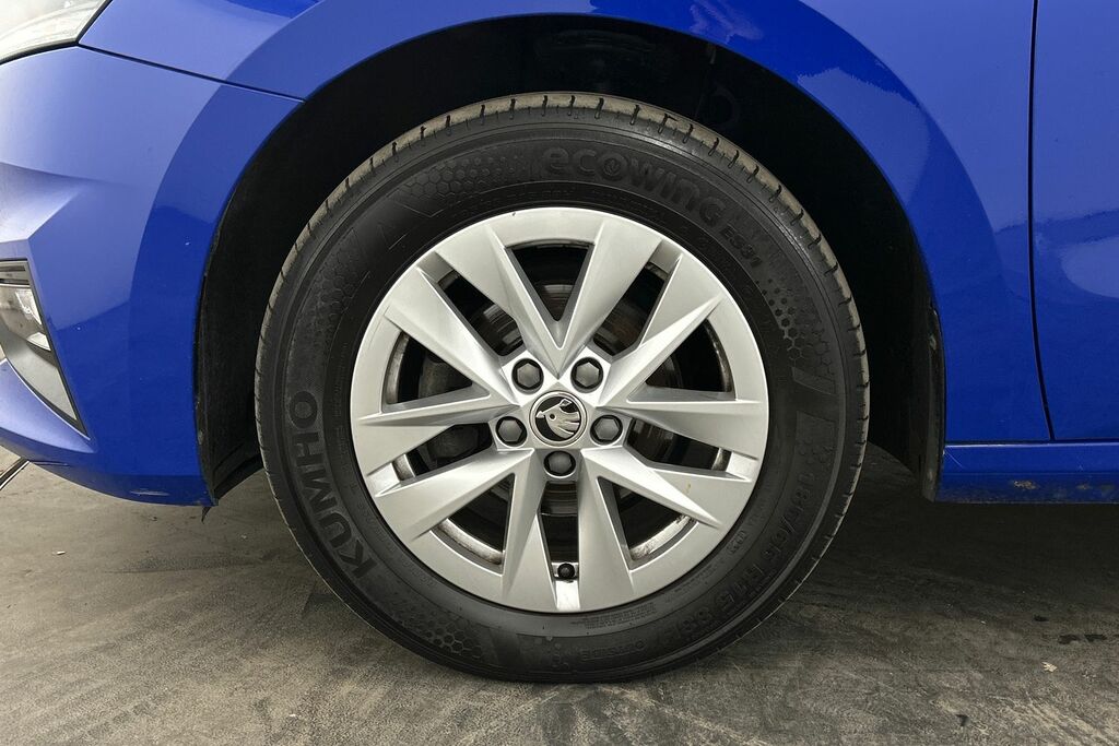Skoda Fabia 1.0 Mpi 80 Se Comfort FL72YSV Blue #5