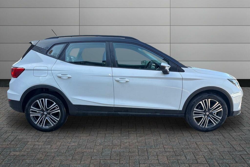 Seat Arona 1.0 Tsi Se Technology SW26AZL White #4