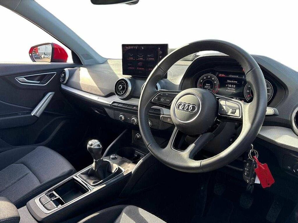 Audi Q2 Sport 30 Tfsi 116 Ps 6-Speed ST24WDG Red #6