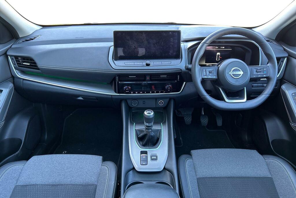Nissan Qashqai 1.3 Dig-t Mhev N-connecta Suv Hybrid Ma SV75YWT Silver #5
