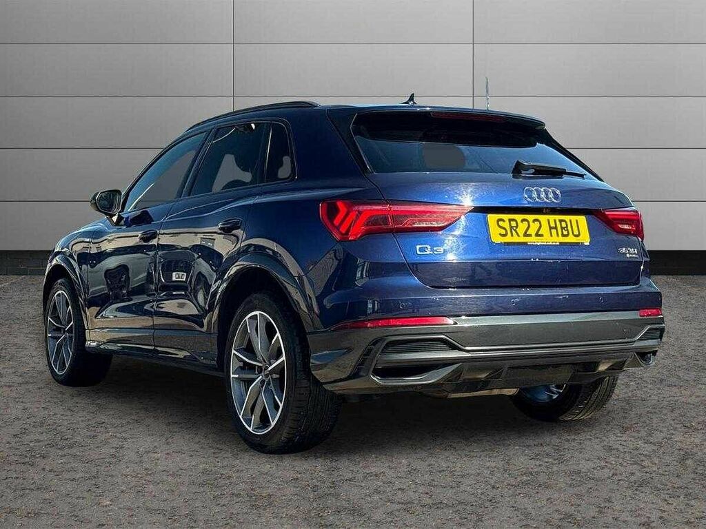 Audi Q3 Black Edition 35 Tdi Quattro 150 Ps S Tronic SR22HBU Blue #3