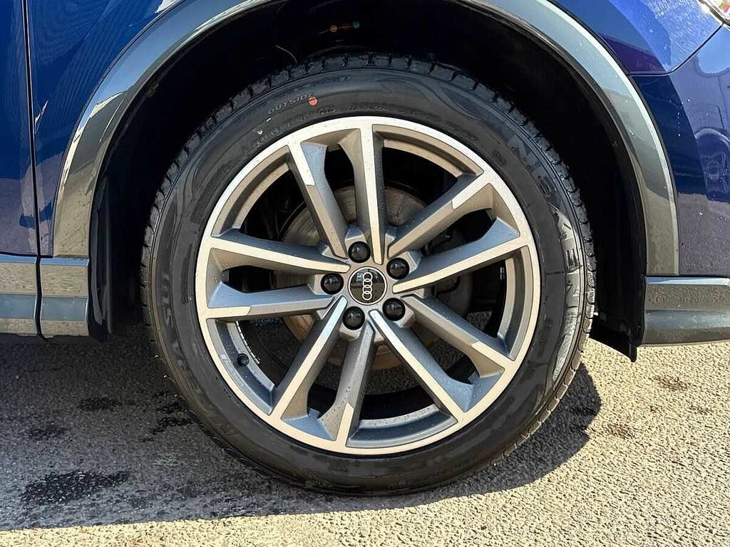Audi Q3 Black Edition 35 Tdi Quattro 150 Ps S Tronic SR22HBU Blue #5
