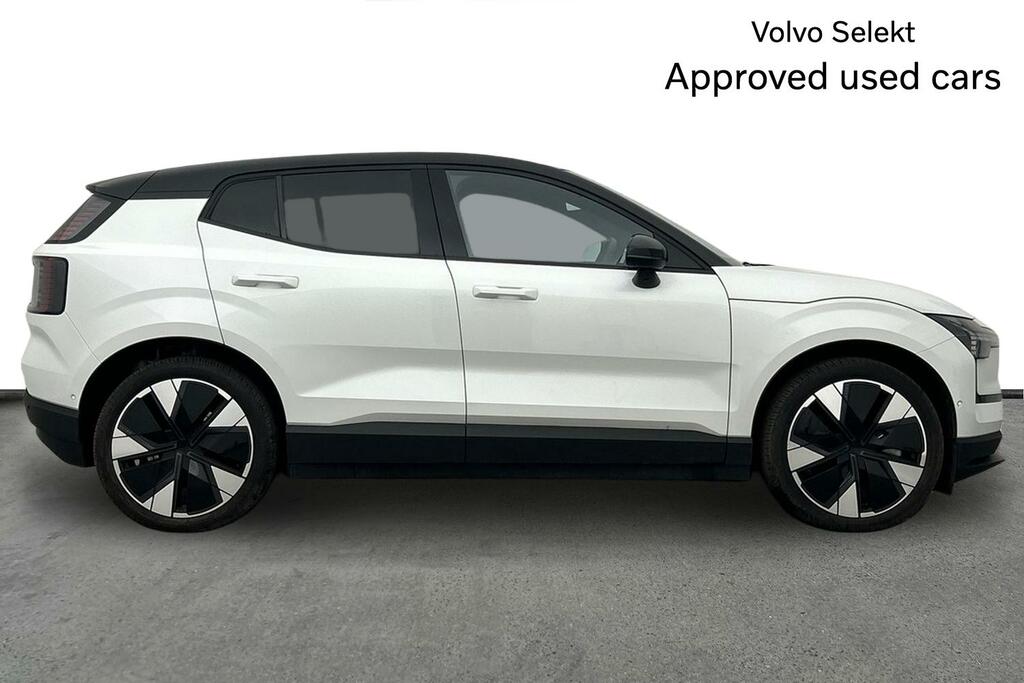 Volvo EX30 315Kw Twin Motor Performance Ultra 69Kwh OV75MZZ White #4