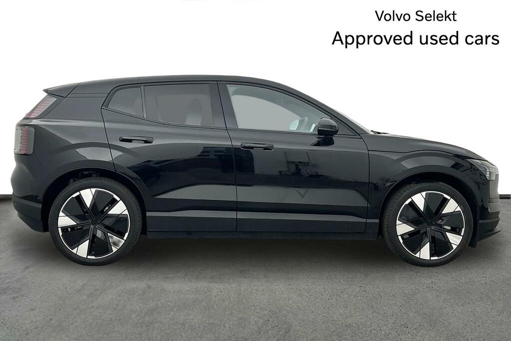 Volvo EX30 200Kw Sm Extended Range Ultra 69Kwh OY75LKU Black #4