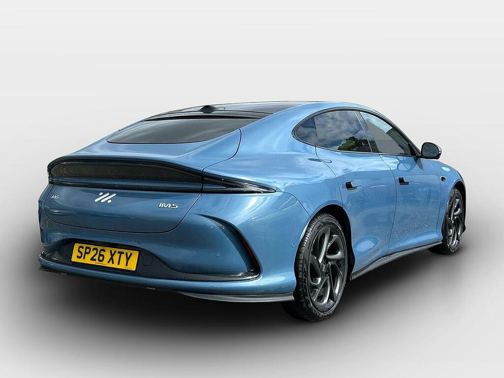 MG IM5 100Kwh Performance Saloon 4Wd SP26XTY Blue #4