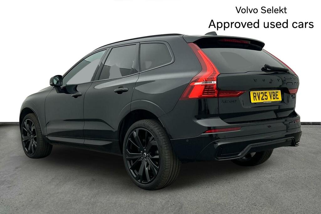 Volvo XC60 2.0 B5p Ultra Black Edition Awd Geartronic RV25VBE Black #3