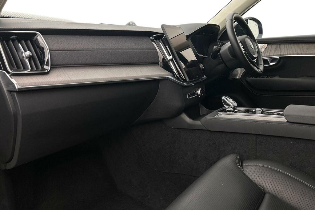 Volvo XC90 2.0 B5p Ultra Dark Awd Geartronic RV25WCR Silver #2