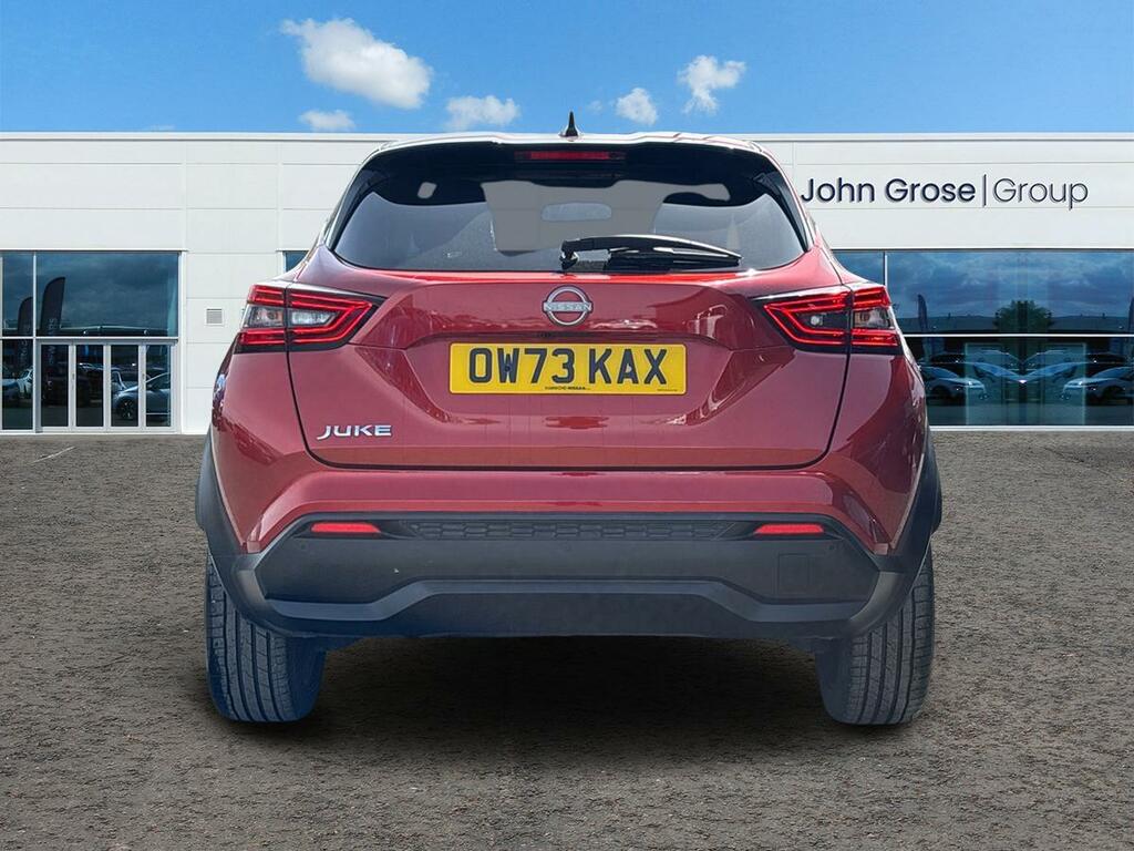 Nissan Juke 1.0 Dig-t 114 Tekna Hatchback OW73KAX Red #4