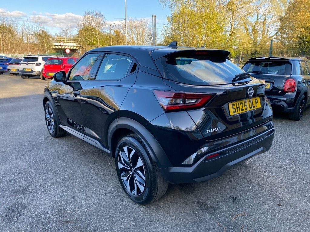 Nissan Juke 1L Acenta Premium SH25OLP Black #3