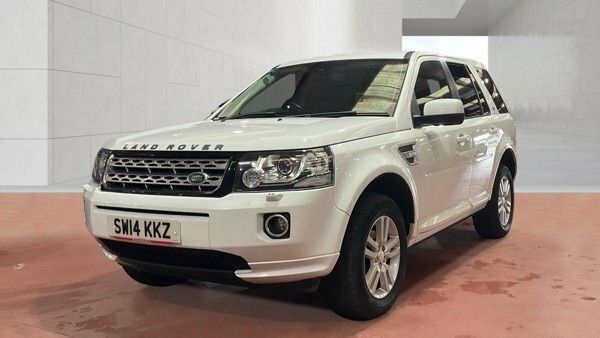 Land Rover Freelander 2 Sd4 Xs Suv White #2