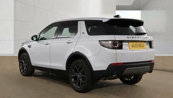 Land Rover Discovery Sport Td4 Landmark Suv AU19NCA White #3
