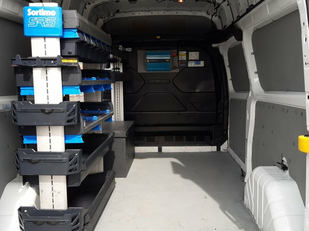 Ford Transit Custom 2L Leader White