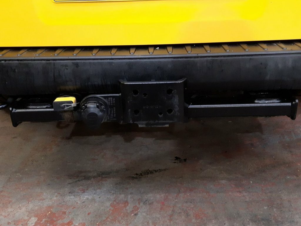 Ford Transit Custom 2L Leader LB22JKN Yellow #3