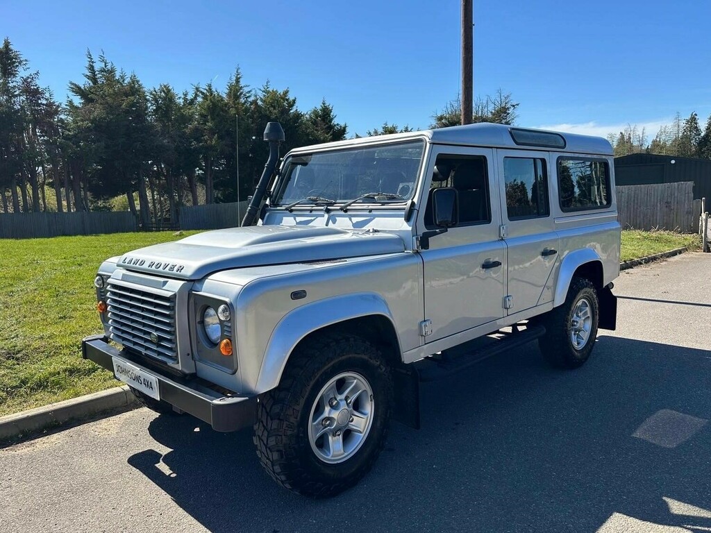 Land Rover Defender 110 2.2 Tdci Xs Station Wagon 4Wd Mwb Euro 5 Silver