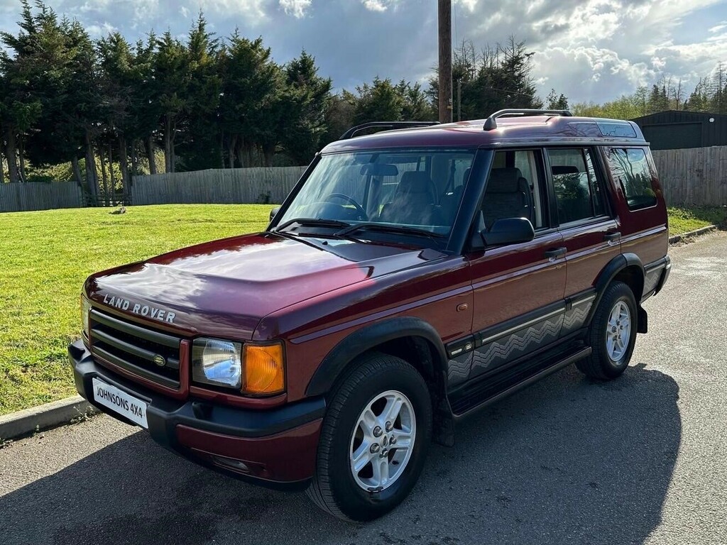 Land Rover Discovery 2.5 Td5 Gs Station Wagon 5 Seats Red