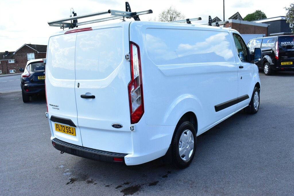 Ford Transit Custom 2.0 300 Ecoblue Trend Panel Van FL72SSJ #3
