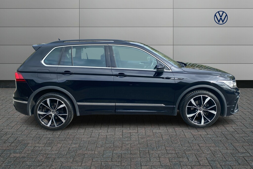 Volkswagen Tiguan 1.5 Tsi 150 R-line Dsg MK23VBB Black #4