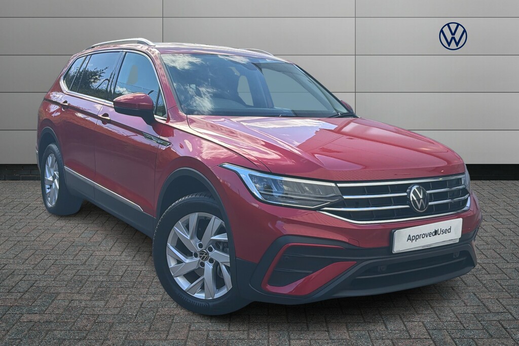 Volkswagen Tiguan Allspace 1.5 Tsi Life Dsg Red #3