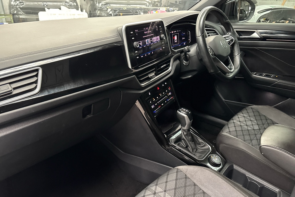 Volkswagen T-Roc 2.0 Tsi 4Motion R-line Dsg BL72NYN White #2