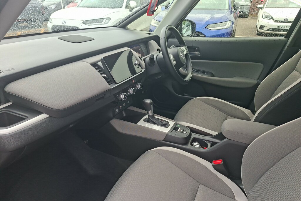 Honda Jazz 1.5 I-mmd Hybrid Crosstar Ex Ecvt SH72GXZ Black #3