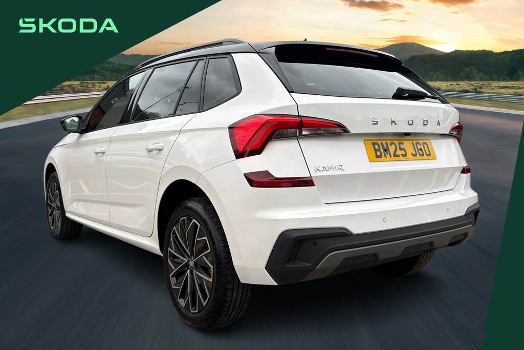 Skoda Kamiq 1.0 Tsi Design Edition Dsg BM25JGO White #3