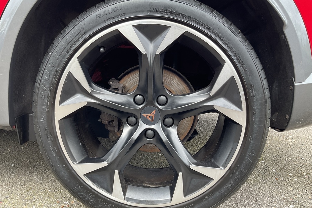 Cupra Formentor 1.5 Tsi 150 V2 Dsg SB72HFR Red #5