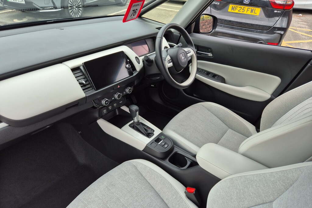 Honda Jazz 1.5 I-mmd Hybrid Ex Ecvt Black #2