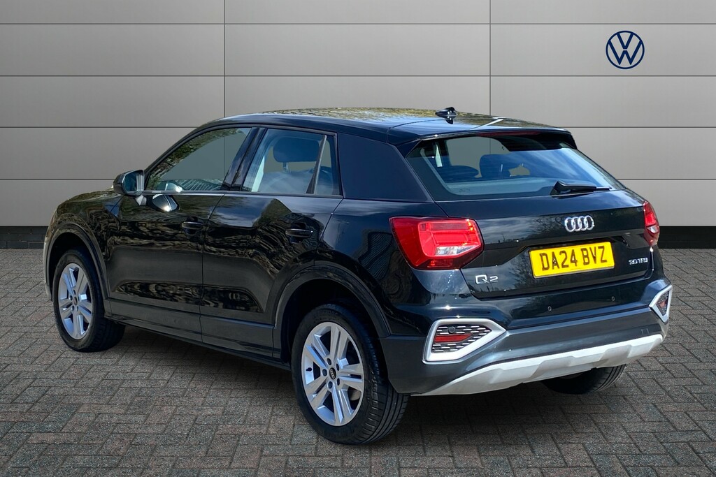Audi Q2 30 Tfsi Sport DA24BVZ Black #4