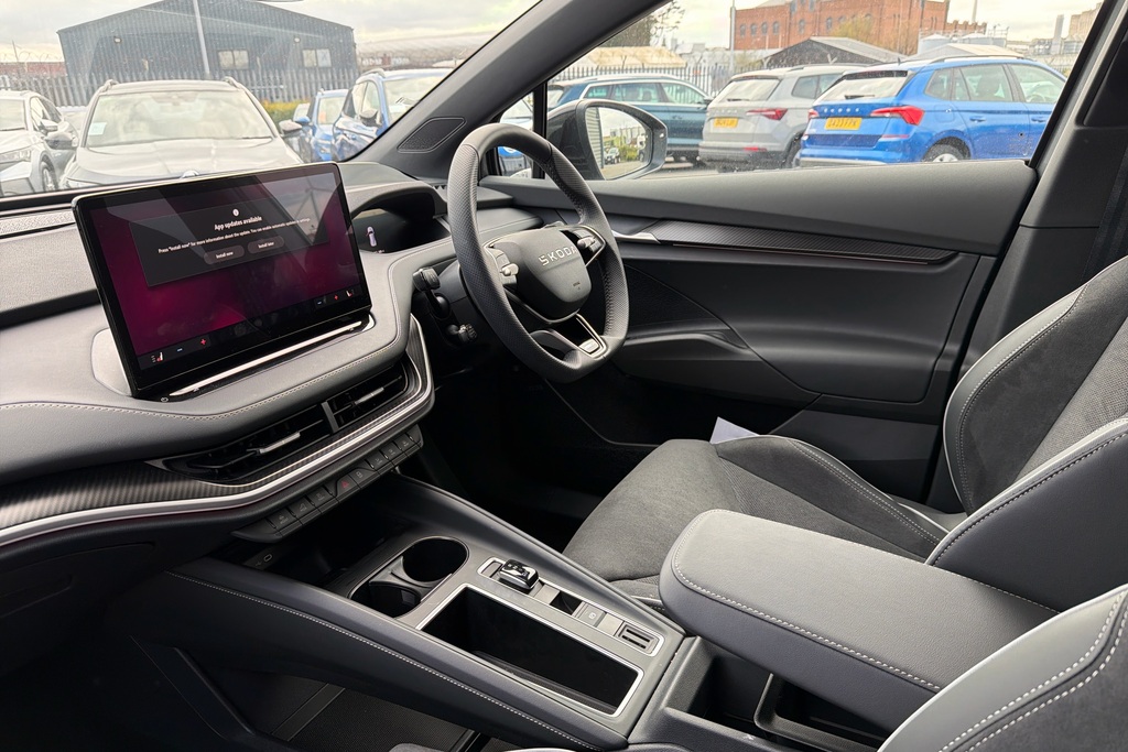Skoda ENYAQ 210Kw 85 Sportline 82Kwh KM75TWA Grey #2