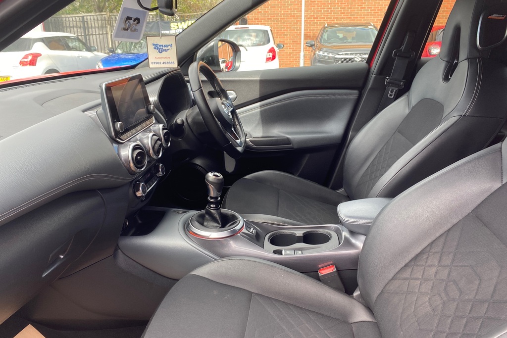 Nissan Juke 1.0 Dig-t 114 Tekna PJ21KKM Red #6
